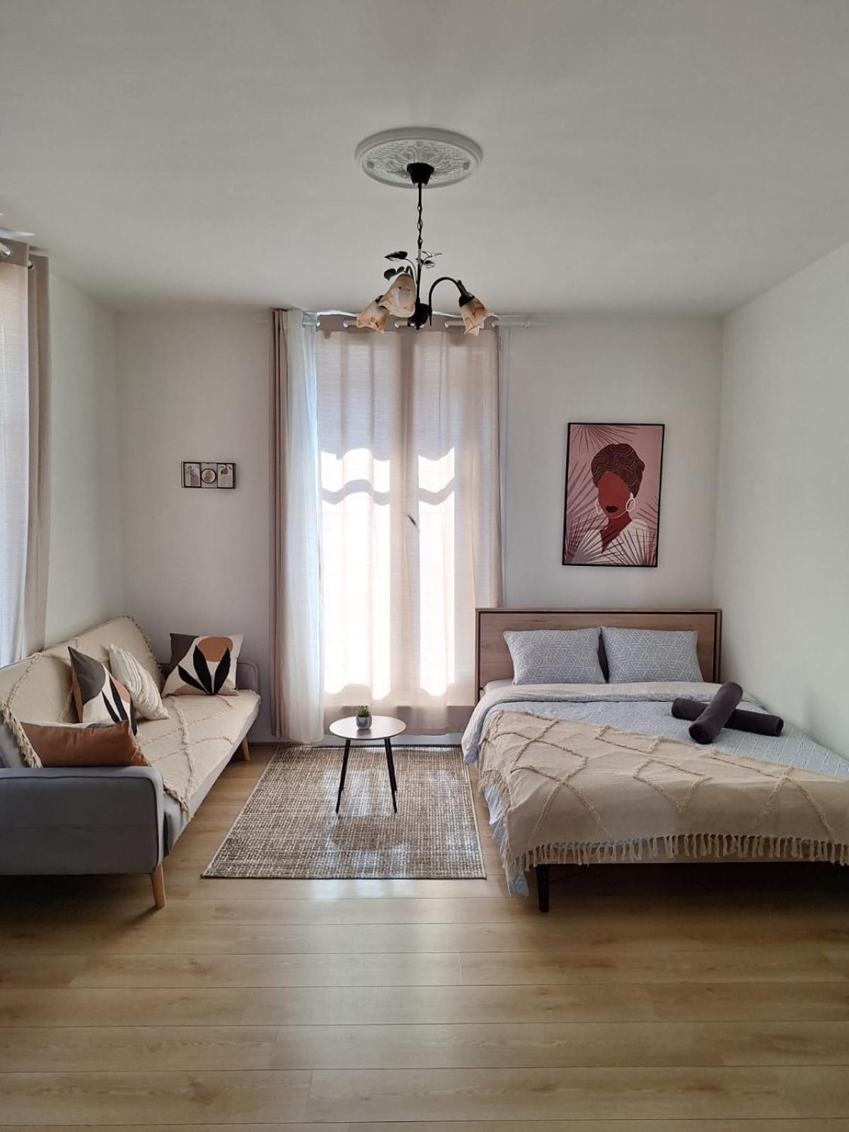 Du Village Apartment